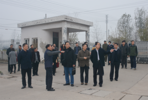 古固寨鎮(zhèn)黨委、政府領(lǐng)導(dǎo)，產(chǎn)業(yè)集聚區(qū)企業(yè)家聯(lián)誼會蒞臨玉源公司指導(dǎo)工作